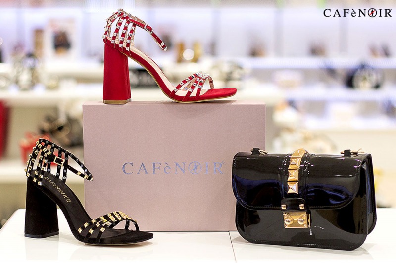 CAFèNOIR lascia il segno